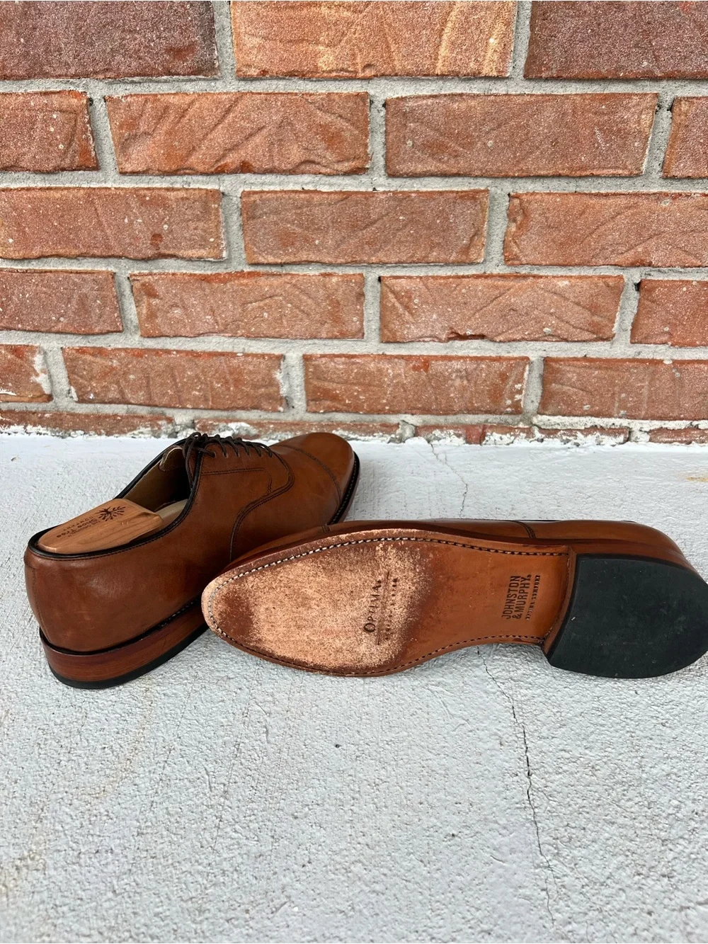 Johnston & Murphy Cognac Brown Cap-Toe Oxford Shoes